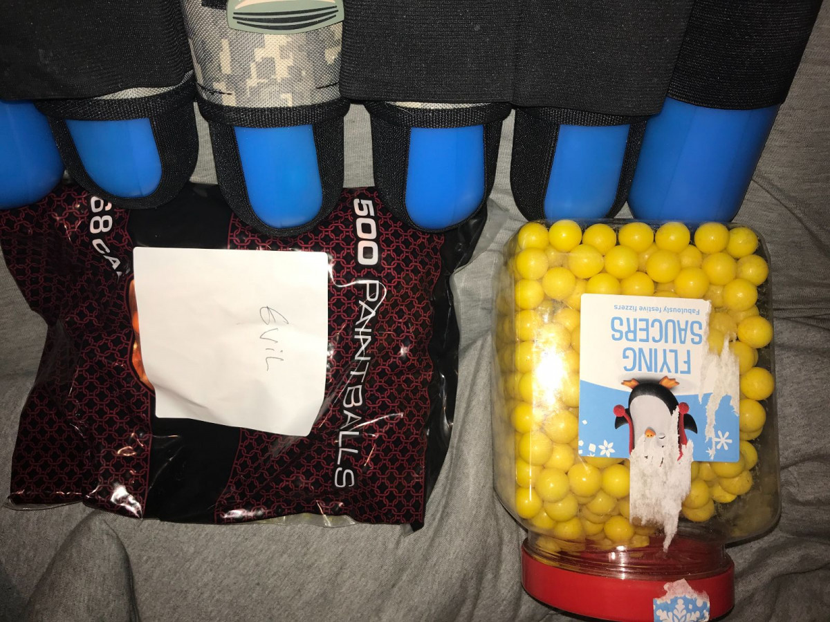 NX pod pack, 9 pods and 2000 paintballs Other Paintball Used